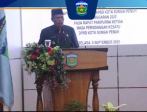Wakil Walikota Azhar Hamzah Jawab Pandangan Umum Ke Fraksi DPRD Kota Sungai Penuh.
