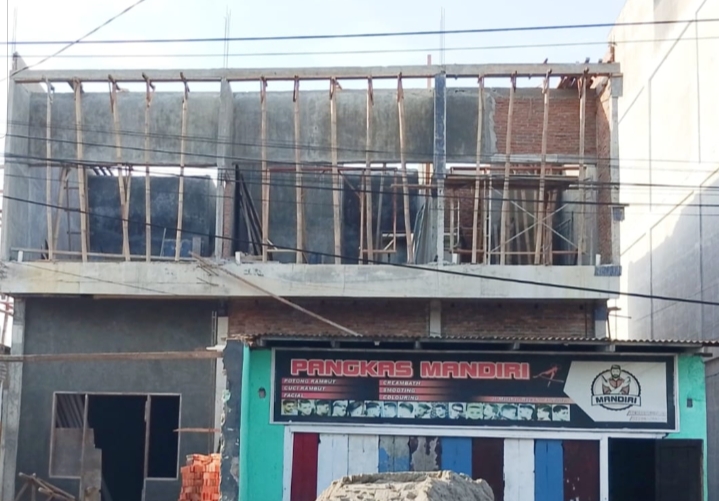 Bangunan Liar,”Marak” Berdiri Tanpa Persetujuan Bangunan Gedung (PBG) Dikecamatan Medan Helvetia.